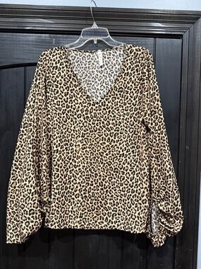 mts Leopard Print V-Neck Blouse in Tan and Black